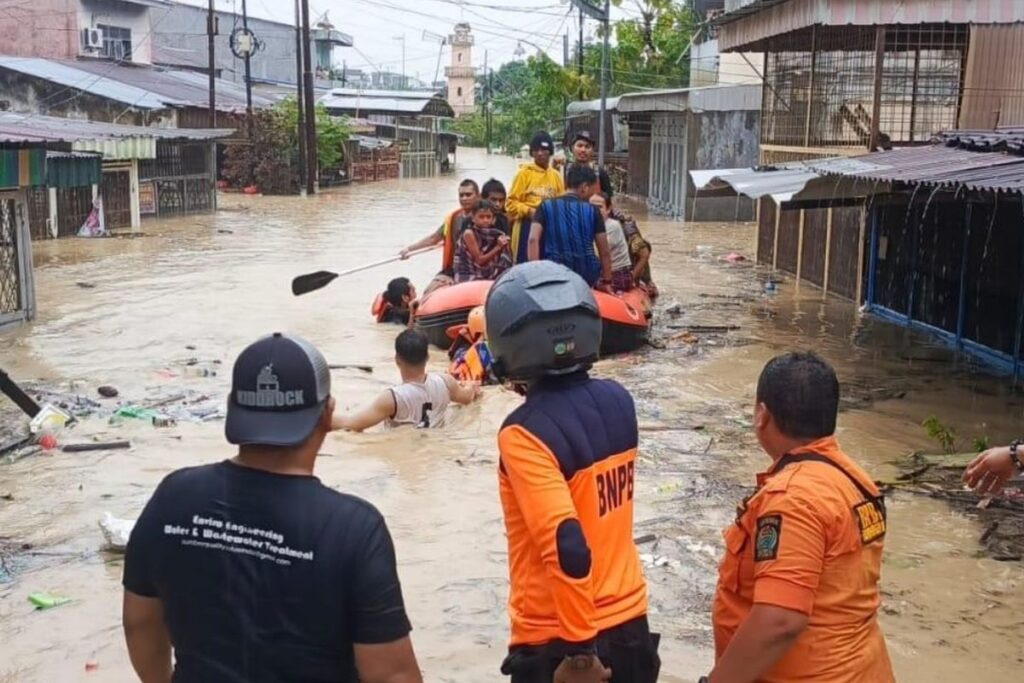 Banjir di Medan Meluas 10 Kecamatan Terendam Akibat Luapan 3 Sungai
