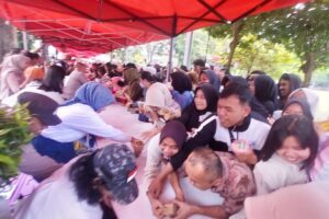 Warga Tumpah Ruah Saksikan Kirab HUT Kota Salatiga ke-1.275