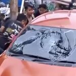 Viral Mobil Diamuk Massa Gegara Kabur Usai Tabrak Sejumlah Pengendara di Bogor